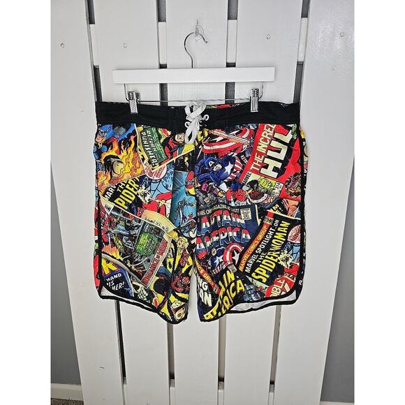 Marvel Comics Swim Board Shorts Men XL Pool Spiderman Captain America Hulk - Picture 1 of 9